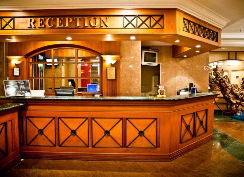 Front desk Photo