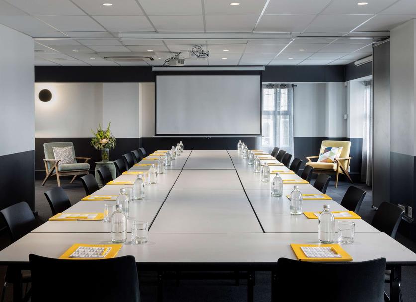 Conference room Photo