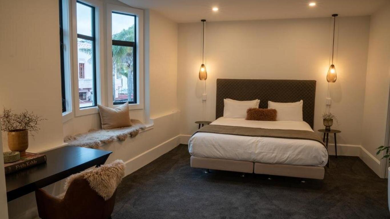 Laneway Apartments