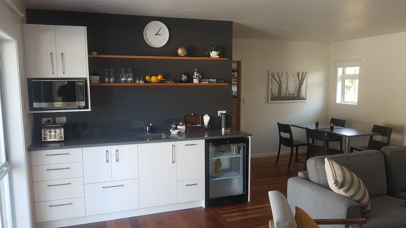Whakatane B&B